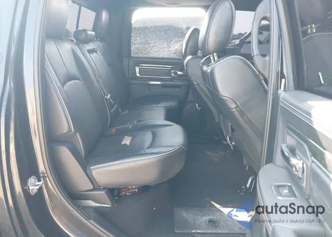 2018 Ram 1500 Limited 4X2 6'4 Box из США, поврежденный, VIN 1C6RR6WT5JS187959